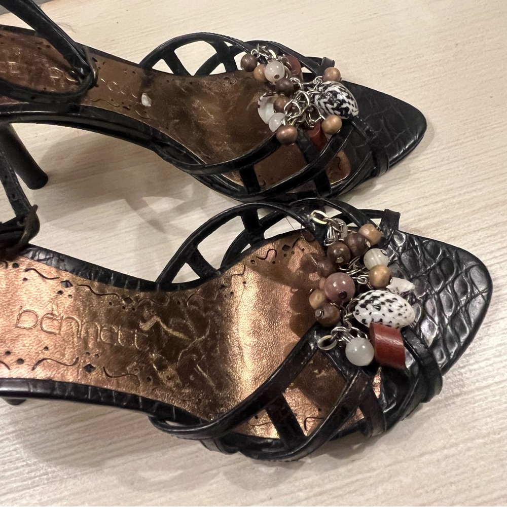Jessica Bennett Black Strappy Heels Shell & Bead Detail Pumps Size 6 🐚✨ - Picture 5 of 7